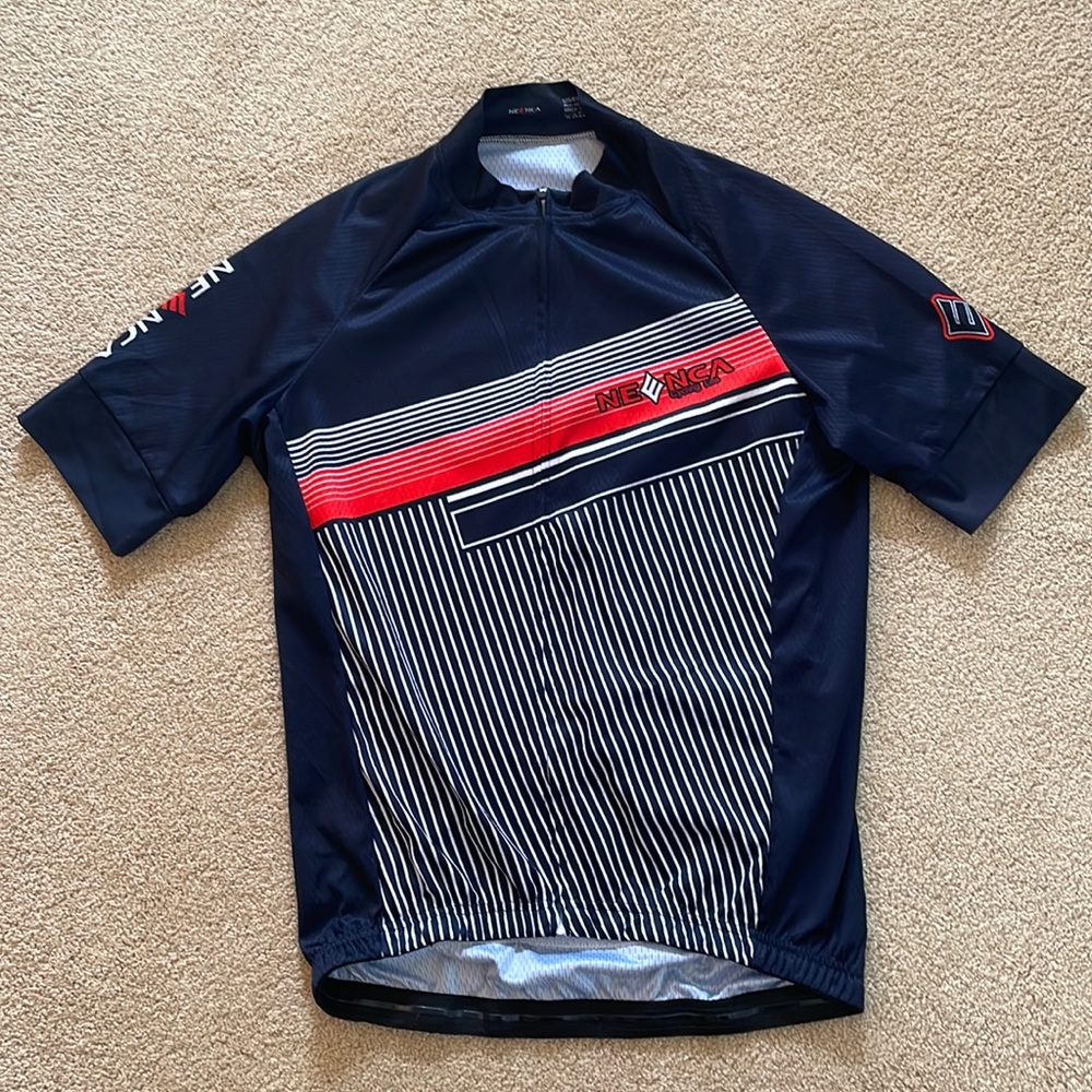 Men’s size M Neenca cycling Jersey short sleeve